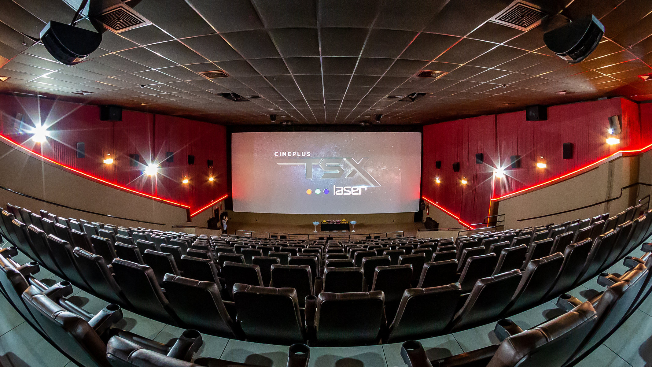 Muy lejos imán Fraseología Un proyector 4K de láser puro de Christie equipa una sala premium de la brasileña Cineplus - Cine y Tele Muy lejos imán Fraseología Un proyector 4K de láser puro de Christie equipa una sala premium de la brasileña Cineplus - Cine y Tele
