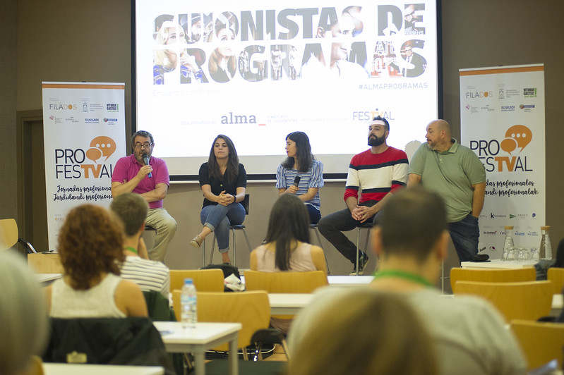 Mesa redonda sobre guion en FesTVal 2019 organizada por Alma.