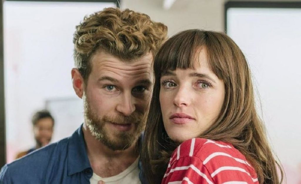 Netflix lanza el tráiler de su nueva comedia 'Loco por ella'