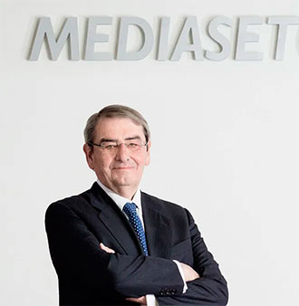 Alejandro Echevarría dejará la presidencia de Mediaset en abril