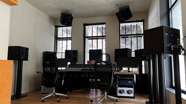 Warner Music Spain instala en Madrid un nuevo estudio equipado con Dolby Atmos