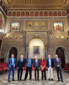 Enrique Cerezo inaugura el curso de verano ‘La producción: el arte de hacer una película’