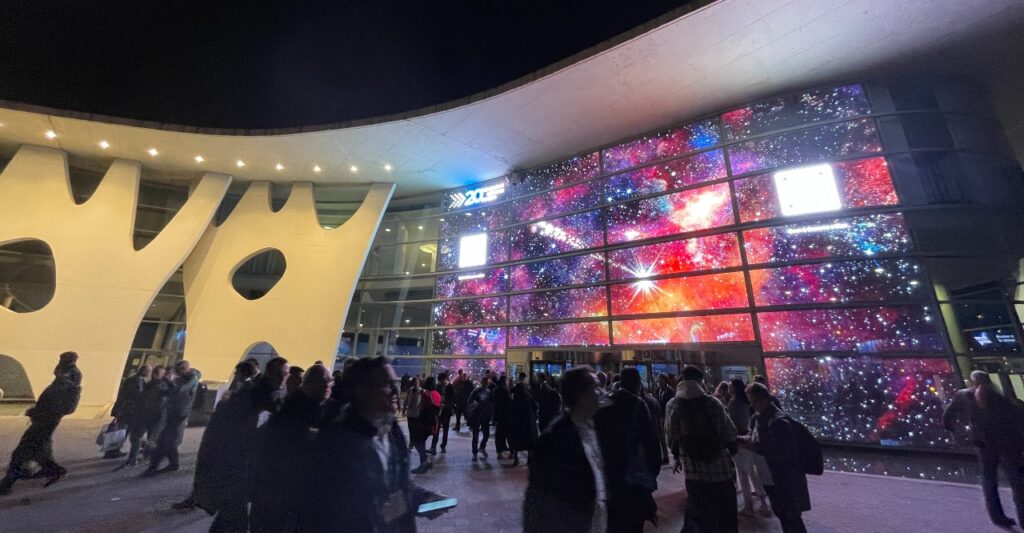 Entrada al ISE 2024, que se celebró del martes 30 de enero al viernes 2 de febrero en la Fira de Barcelona @CineyTele Pro
